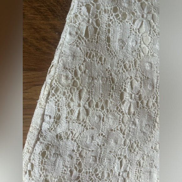 TRENDING: LACE ‼️Ivory/offwhite lace midi skirt - Picture 4 of 5